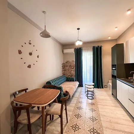 Bliss Apartment *